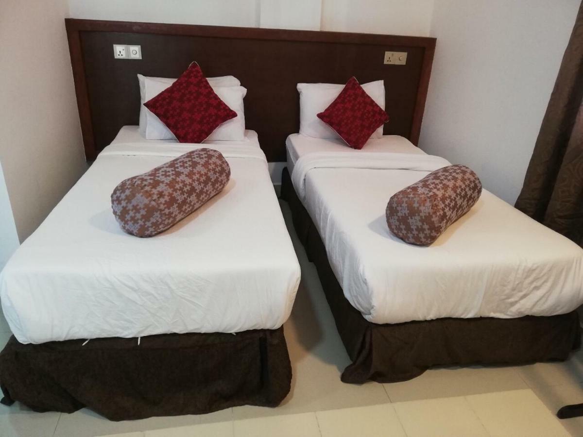 Beach Arena Inn Hulhumale Exteriör bild